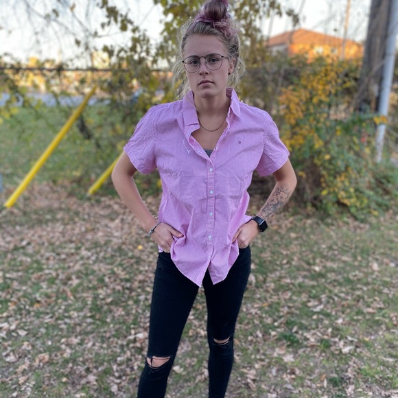 Button up - Picture 1 of 2